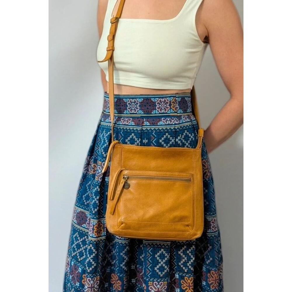 Lucky Brand Leather Crossbody Bag Mustard Tan Yellow Multi Pocket Purse Medium